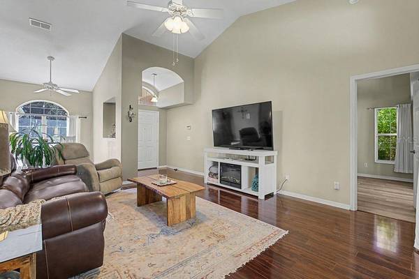 8960 SW 190TH CIR, Dunnellon, FL 34432