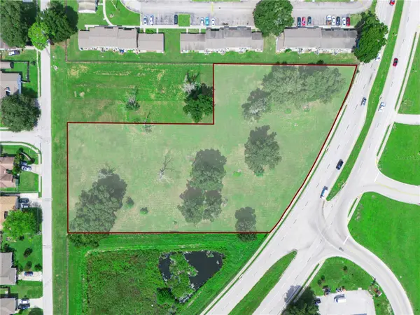 RECKER HWY, Winter Haven, FL 33880