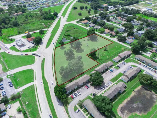 RECKER HWY, Winter Haven, FL 33880