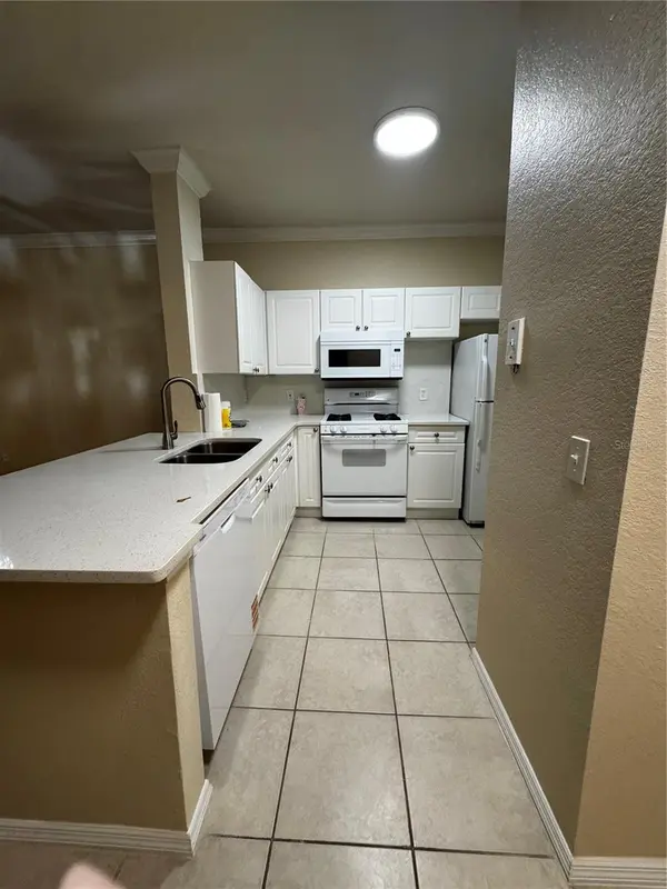 3379 S KIRKMAN RD #1025, Orlando, FL 32811