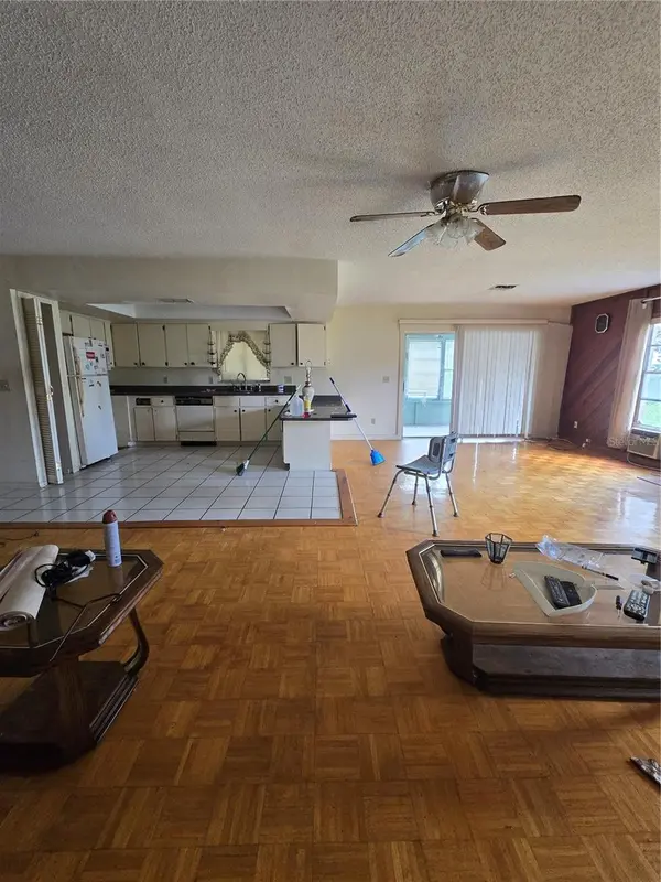1406 MEADOW DR NE, Winter Haven, FL 33881