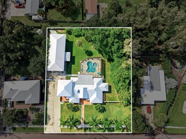 6930 BOUGAINVILLA AVE S, St Petersburg, FL 33707