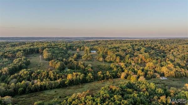 9022 County Road 469, Portland, MO 65067
