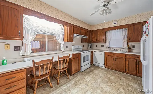 1105 Vienna Rolla RD, Vienna, MO 65582