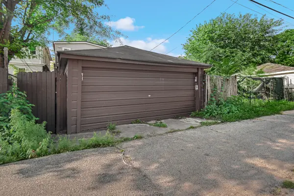 1740 W 71st ST, Chicago, IL 60636