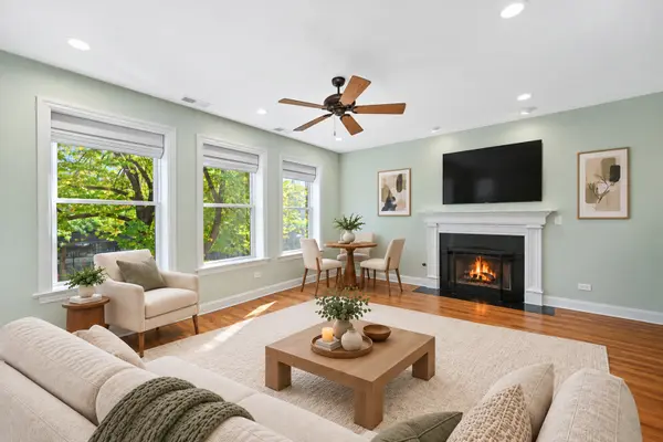 218 S Laflin ST #201, Chicago, IL 60607