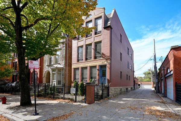218 S Laflin ST #201, Chicago, IL 60607
