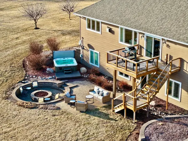 23672 Highland TRL, Fergus Falls, MN 56537