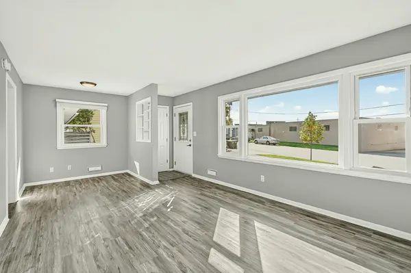 1211 9th ST NW, Rochester, MN 55901