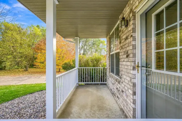 1032 Kaylee ST, Chaska, MN 55318