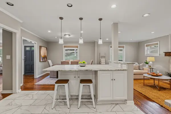 873 Forest Acres Dr, Nashville, TN 37220