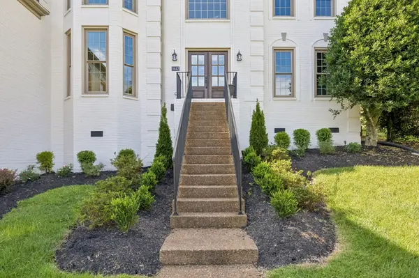 9442 Foothills Dr, Brentwood, TN 37027