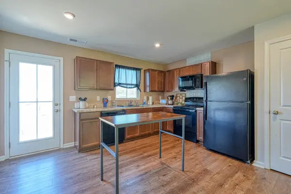 2225 Bassinger CT, Wellford, SC 29384