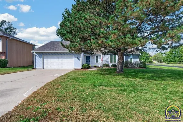 3701 SW Arvonia PL, Topeka, KS 66610