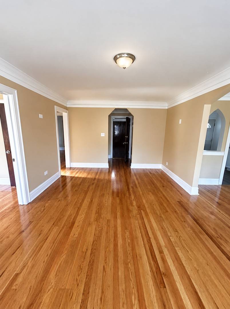 3148 S Harlem AVE #2G, Riverside, IL 60546