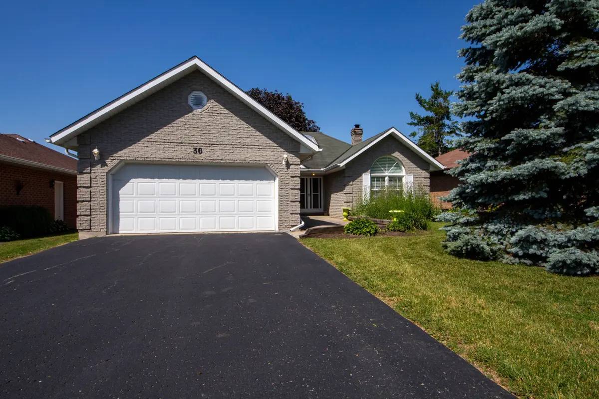 36 Russell Hill RD, Kawartha Lakes, ON K0M 1A0