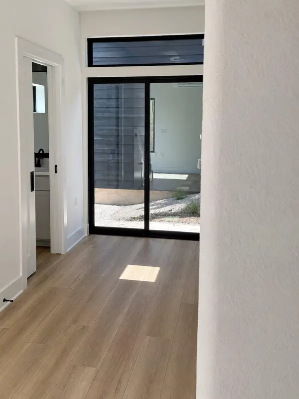605 E 55th ST #5, Austin, TX 78751