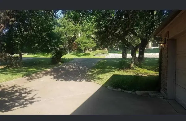 128 Long Wood Ave, Lakeway, TX 78734