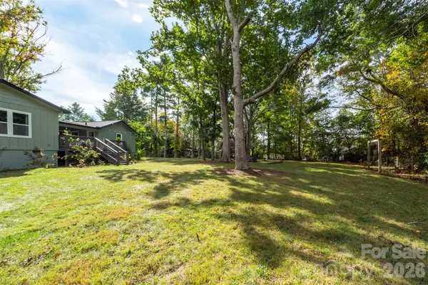 420 Old Haw Creek RD, Asheville, NC 28805