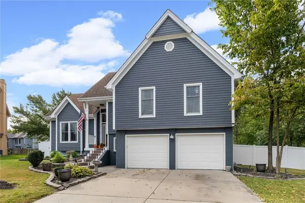 7633 N Rhode AVE, Kansas City, MO 64152