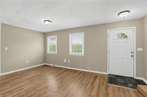 3406 E 73RD ST, Kansas City, MO 64132