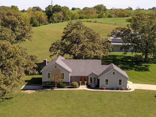 9027 US 59 HWY, Atchison, KS 66002