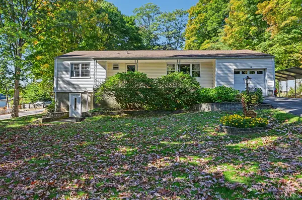 3235 Lincoln DR, Mohegan Lake, NY 10547