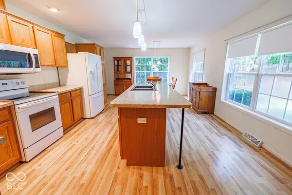 4006 Little Creek DR S, Spencer, IN 47460