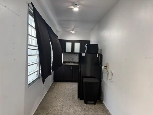 1 CALLE 1, E1 UNIVERSITY GARDEN, Arecibo, PR 00612