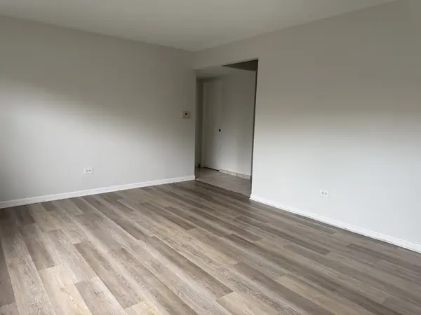 4757 N Keeler AVE #101, Chicago, IL 60630