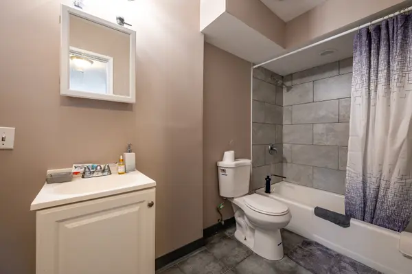 2300 N Harlem AVE #606, Elmwood Park, IL 60707