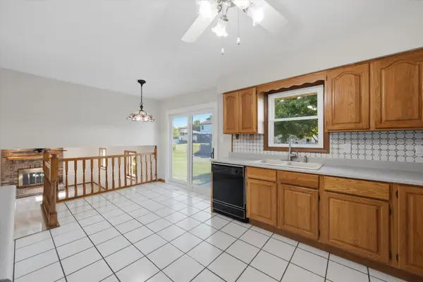 Address not disclosed, Downers Grove, IL 60516