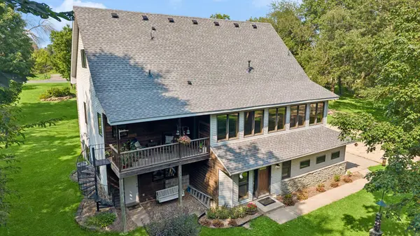 11415 242nd CT E, Lakeville, MN 55044