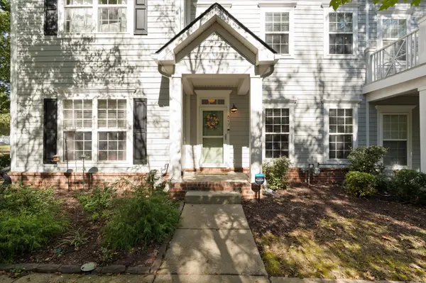 817 Hobbit Ln, Nashville, TN 37211
