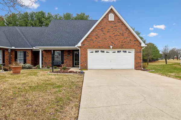 1708 Keeneland Ct, Murfreesboro, TN 37127