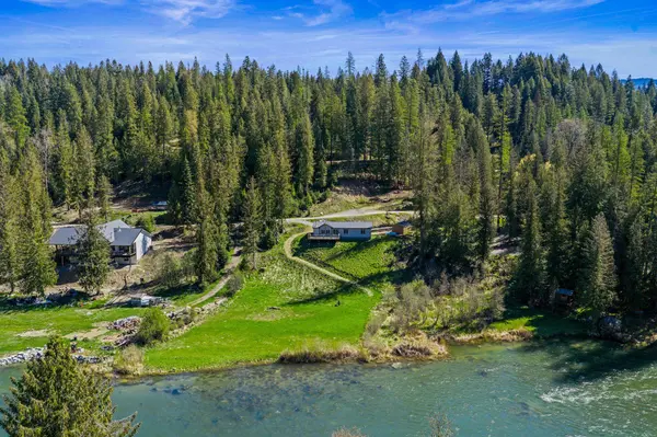 792 Dirks Rd, Priest River, ID 83856
