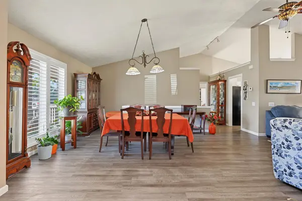 1516 E Rose Lane, Andover, KS 67002