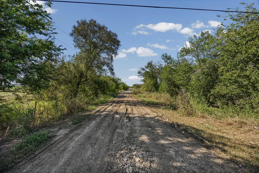 10933 Hwy 21, Uhland, TX 78640