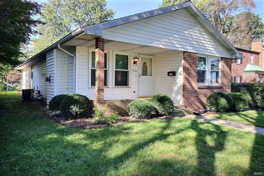 1534 Poplar ST, Huntington, IN 46750