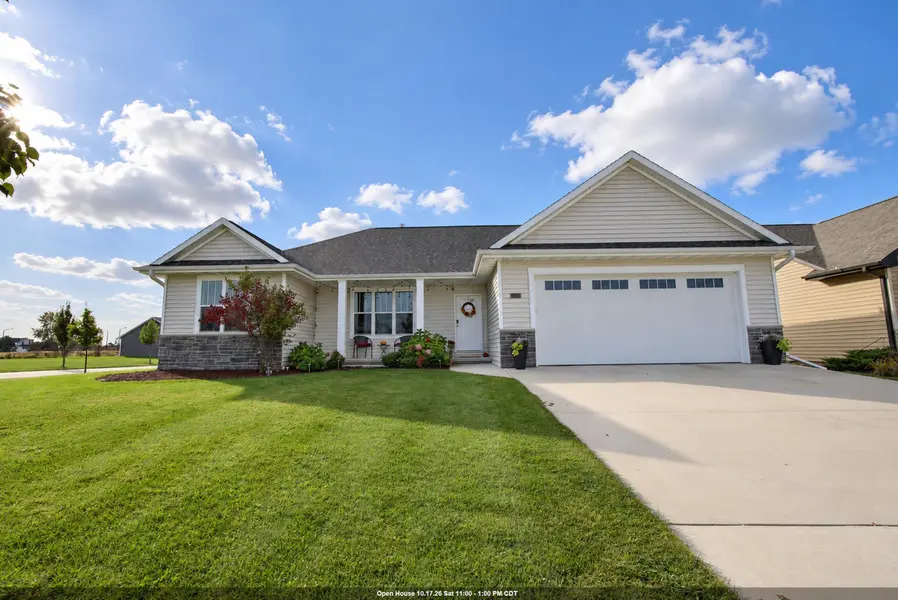 3188 ENCHANTED CT, Green Bay, WI 54311-3407