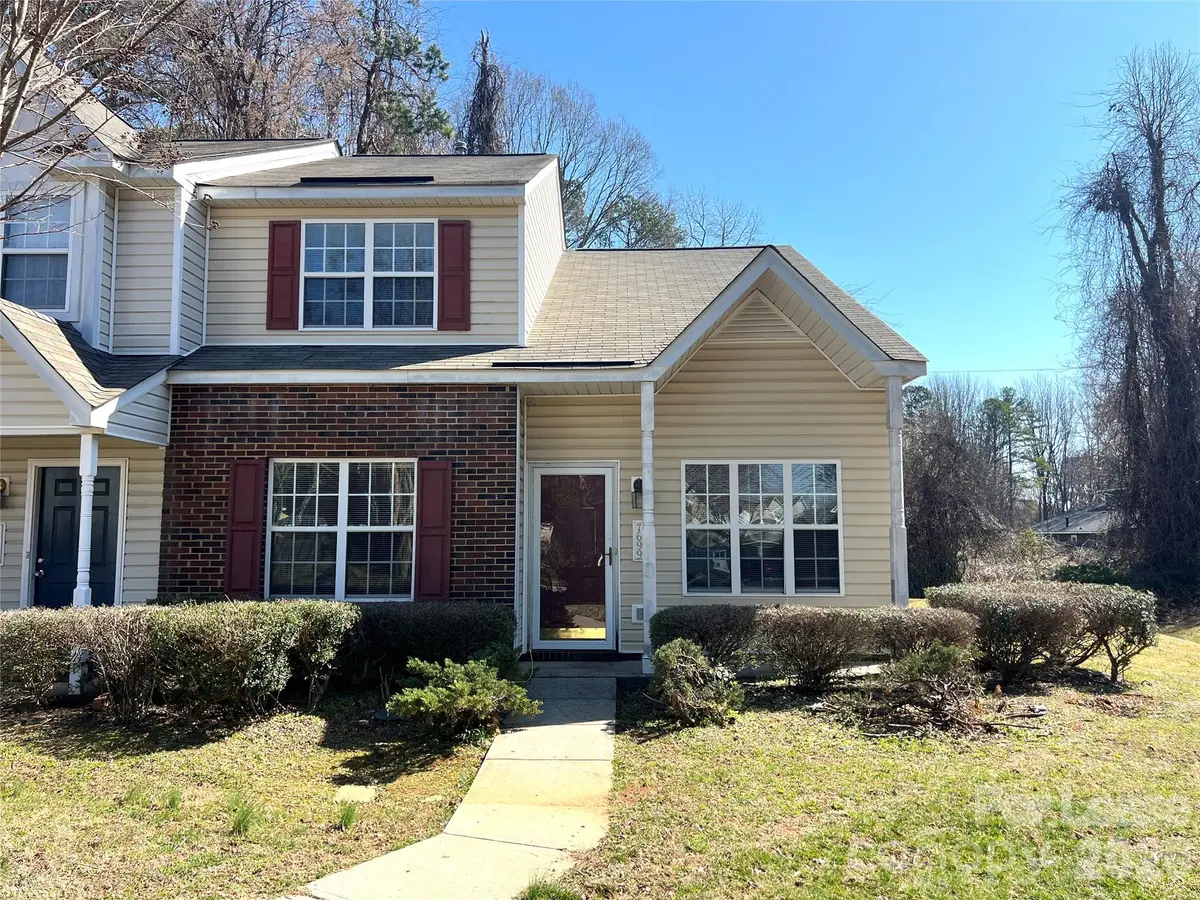 7699 Petrea LN, Charlotte, NC 28227