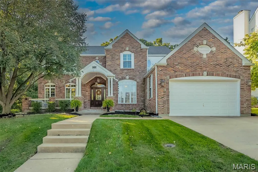 430 Pine Hollow CT, Ballwin, MO 63021