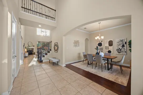 223 Lake Como DR, Austin, TX 78734