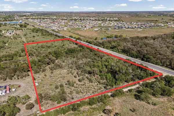 10933 Hwy 21, Uhland, TX 78640