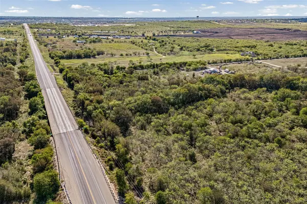 10933 Hwy 21, Uhland, TX 78640