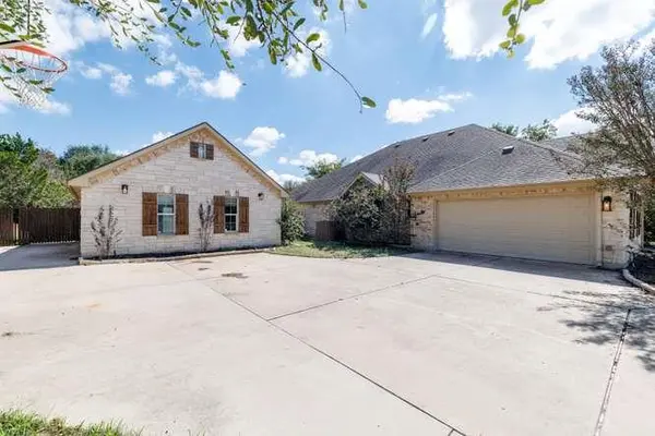 220 Hobby Horse, Liberty Hill, TX 78642