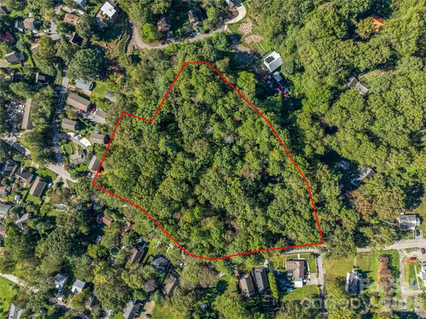 99999 Hi Alta AVE, Asheville, NC 28806
