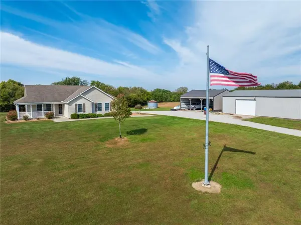31659 180th ST, Kidder, MO 64649