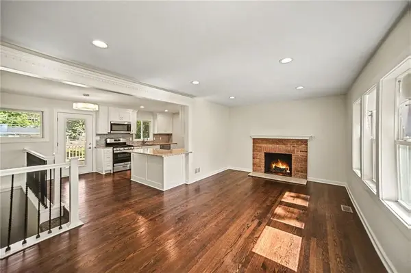 7332 Parallel Pkwy, Kansas City, KS 66112