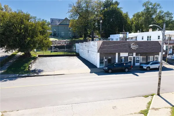 3405 Strong AVE, Kansas City, KS 66106